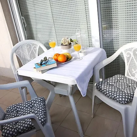 Dona Apartment Zadar