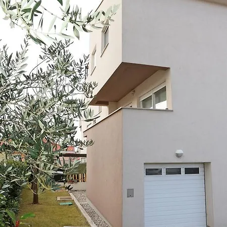 Dona Apartment Zadar